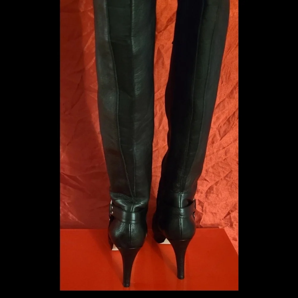 Ros Hommerson women's boots black over the knee Tease size 8.5 WW